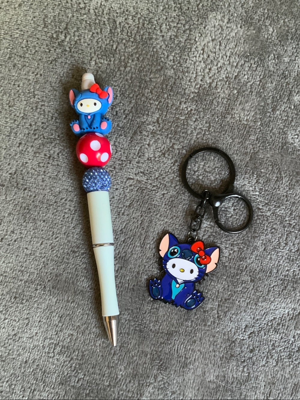 Hk stitch pen and keychain set